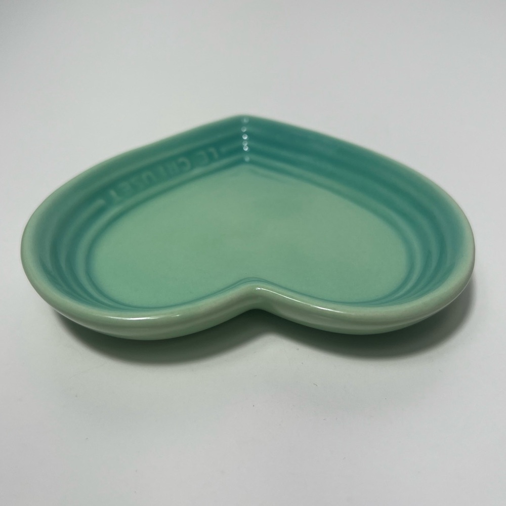 Le Creuset Stoneware Heart Shaped Trinket Dish Plate Tray Bowl - Picture 4 of 7